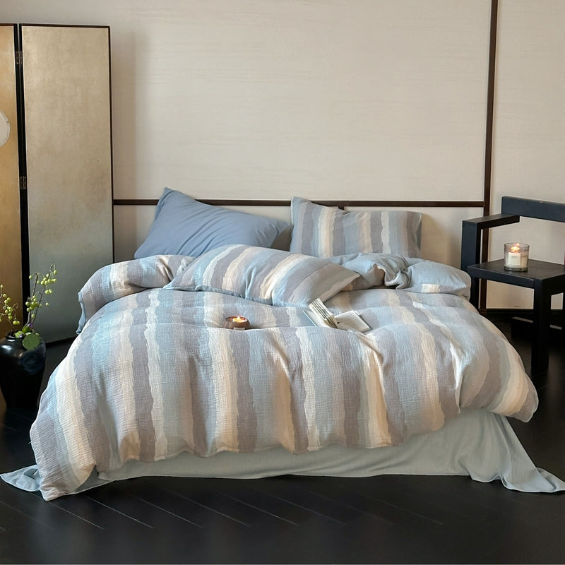 Cotton three-layer yarn striped jacquard bedding set